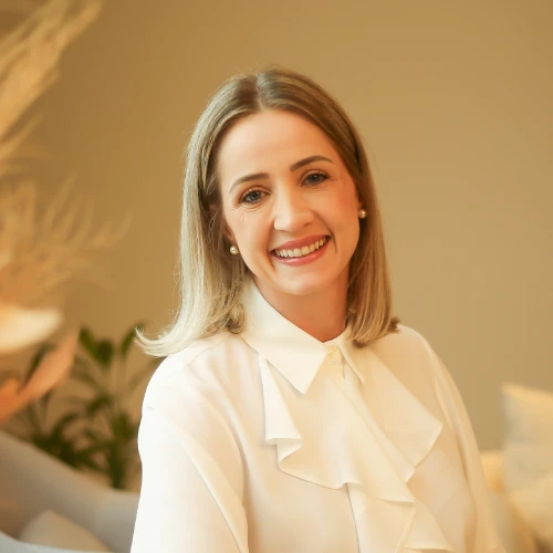 Camila Tizatto, Consultora Internacional em Lactação · IBCLC
